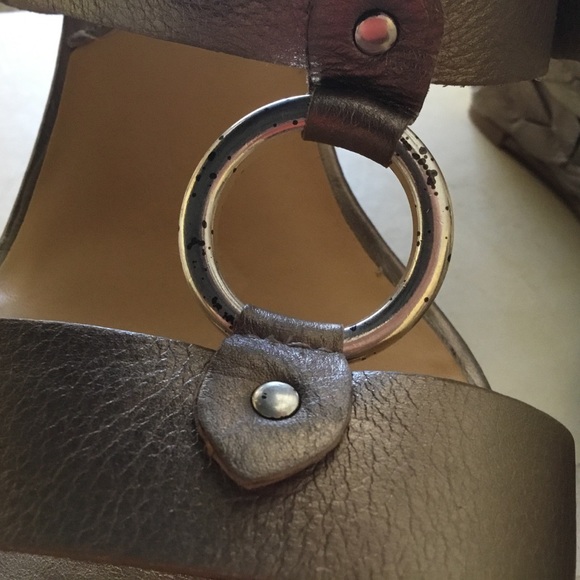 Metallic Michael Kors wedge - Picture 2 of 6